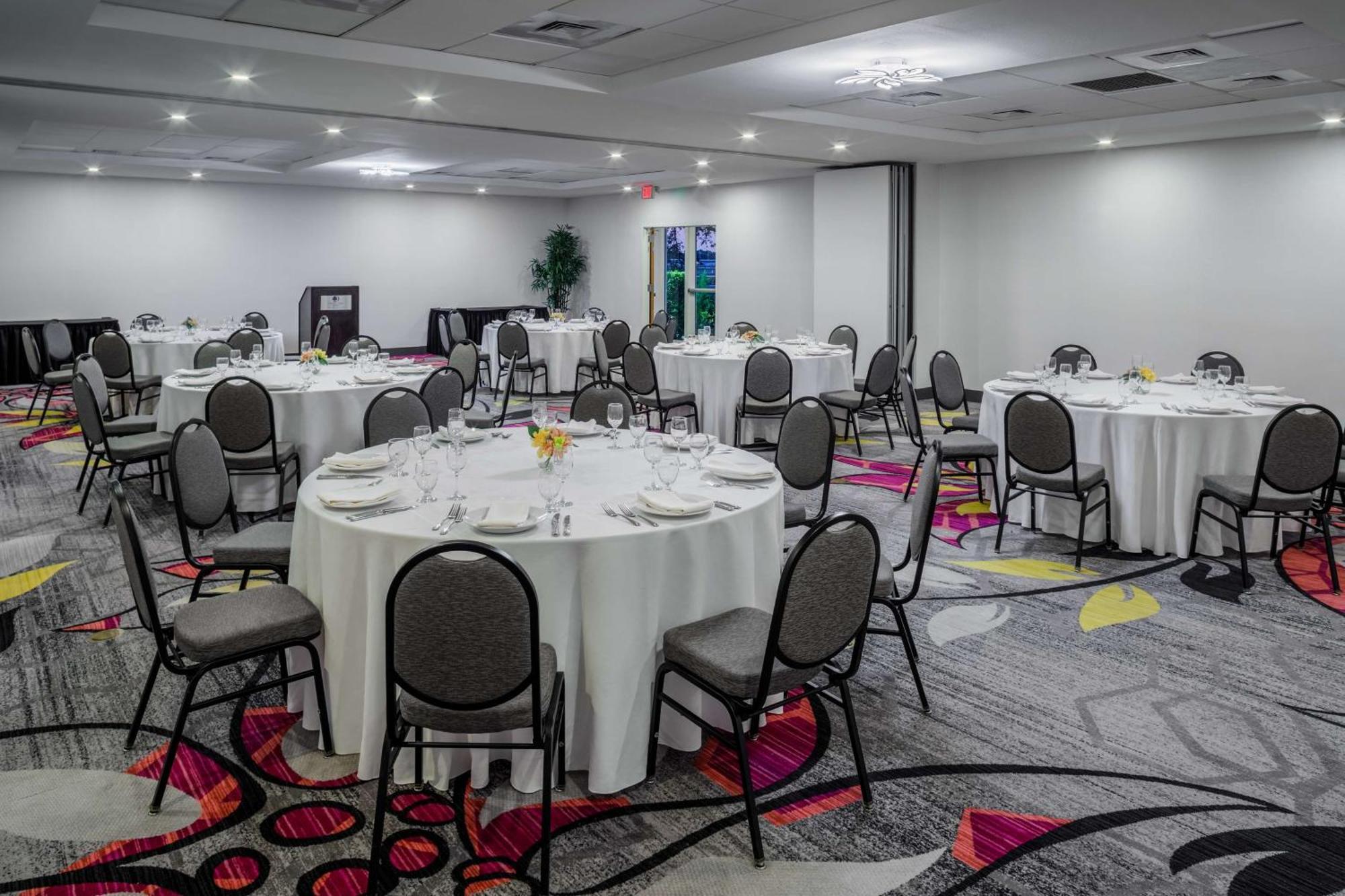 Doubletree By Hilton Sarasota Bradenton Airport Hotel Buitenkant foto