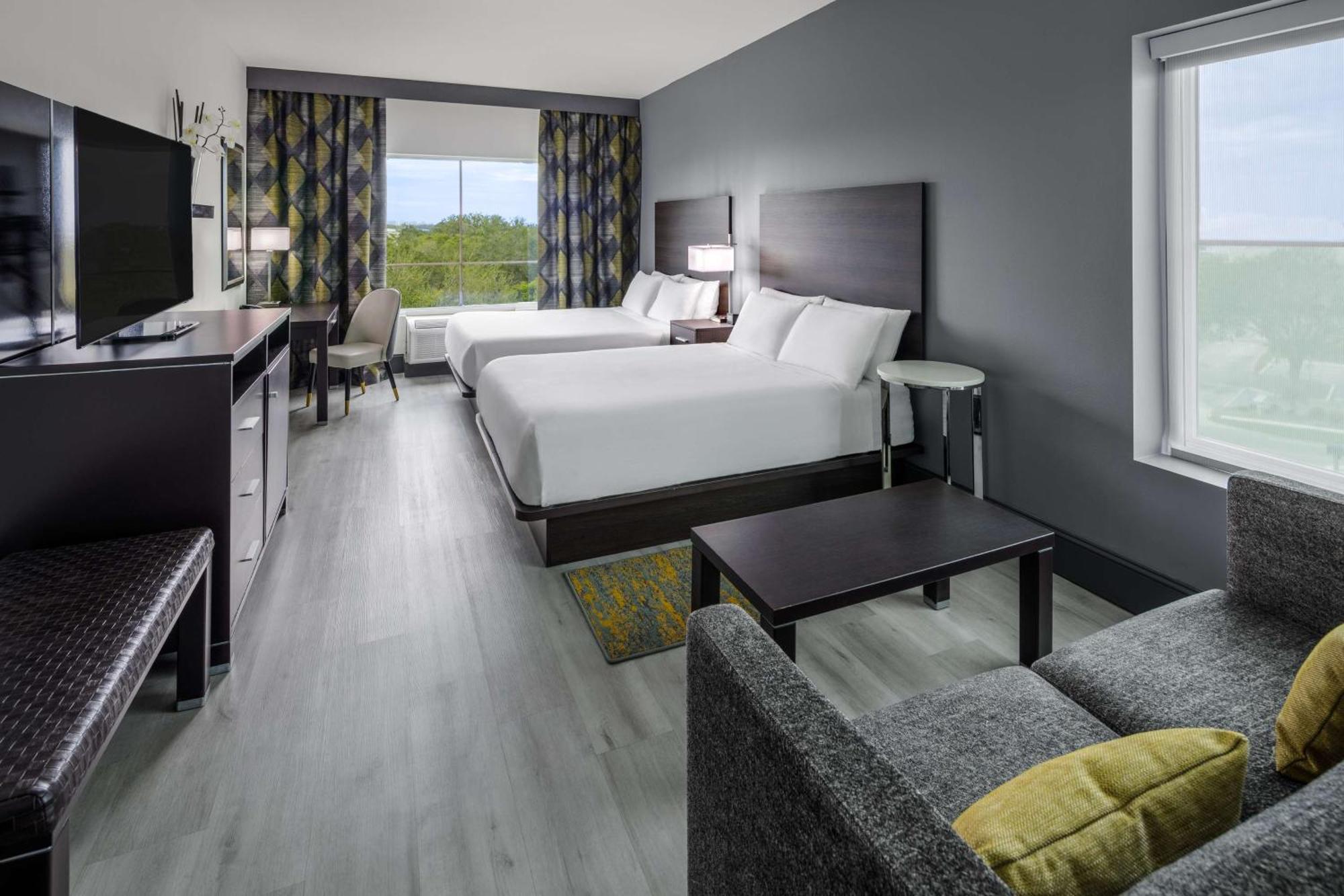 Doubletree By Hilton Sarasota Bradenton Airport Hotel Buitenkant foto