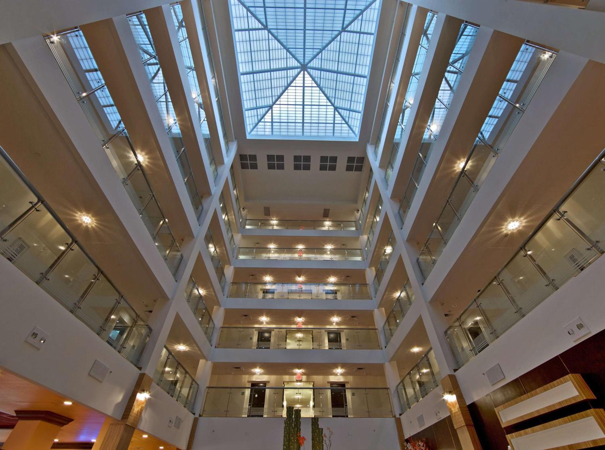 Doubletree By Hilton Sarasota Bradenton Airport Hotel Buitenkant foto